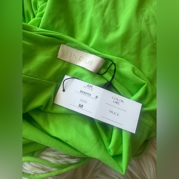 Indah Benito dress in lime 🍋‍🟩 - Picture 15 of 15